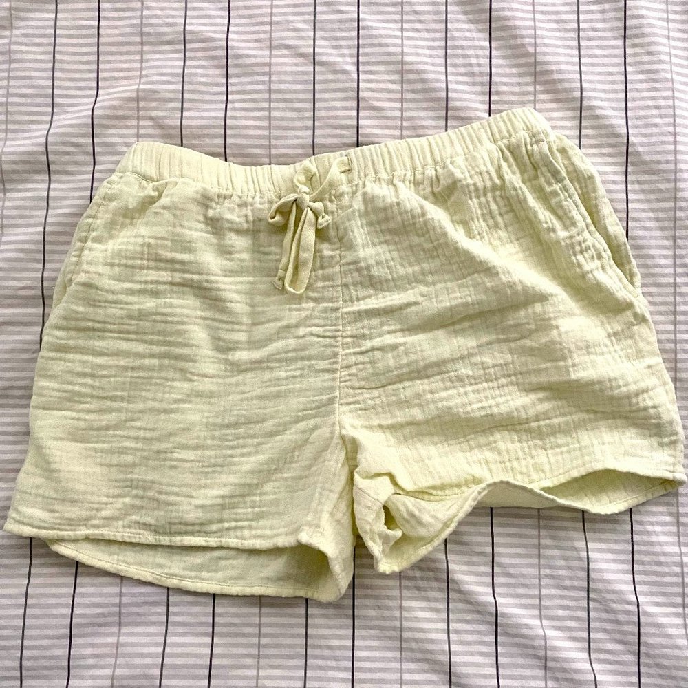 Aritzia sail linen shorts